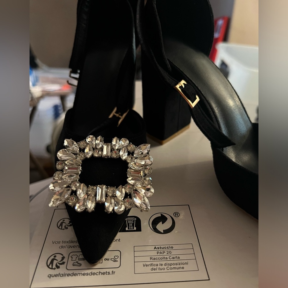Beautiful rhinestone chunky heels